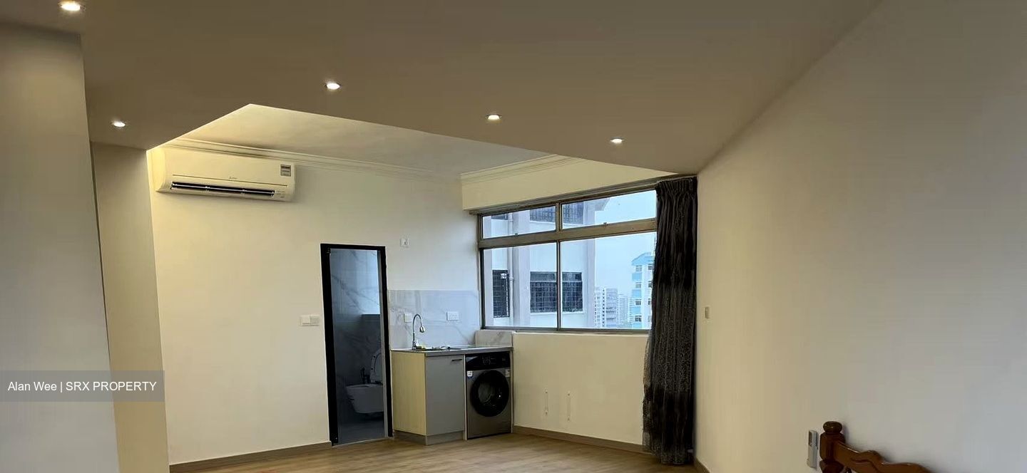 Lakeside Tower (D22), Apartment #559140341